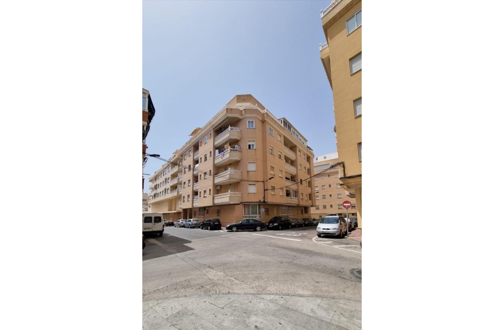 Wiederverkauf - Wohnung - Torrevieja