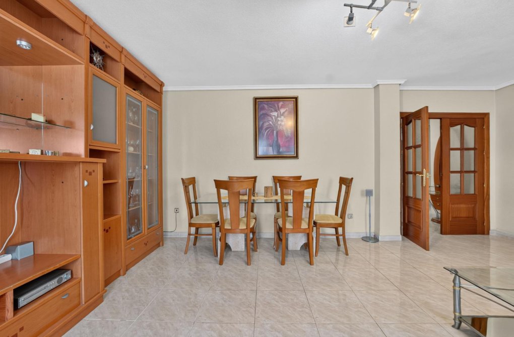 Wiederverkauf - Wohnung - Torrevieja