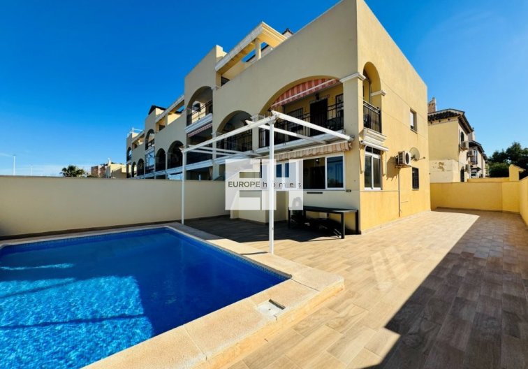 Wohnung - Wiederverkauf - La Mata - Costa Blanca