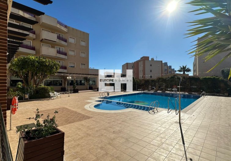 Wohnung - Wiederverkauf - Orihuela Costa - Campoamor