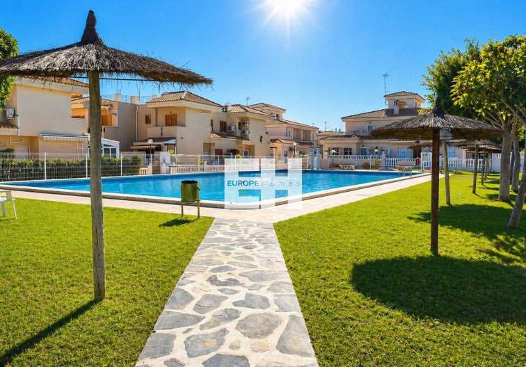 Wohnung - Wiederverkauf - Orihuela Costa - Costa Blanca