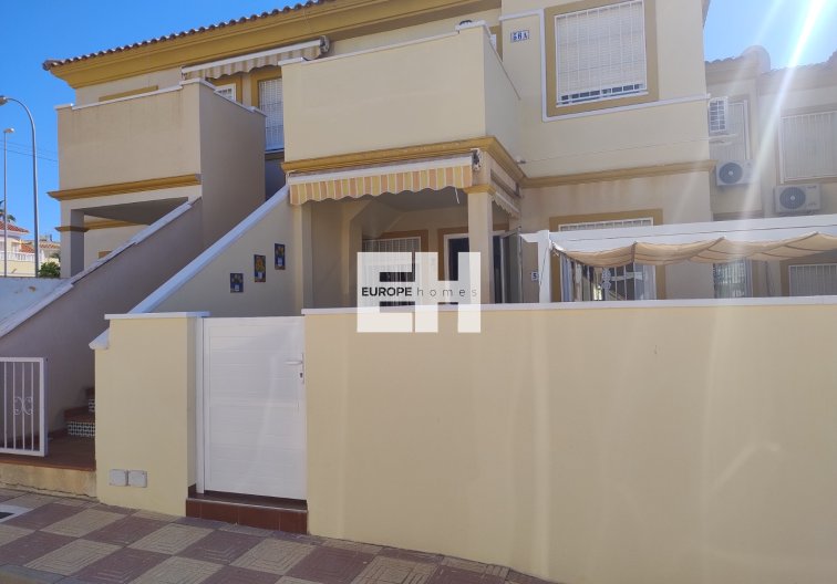 Wohnung - Wiederverkauf - Orihuela Costa - Costa Blanca