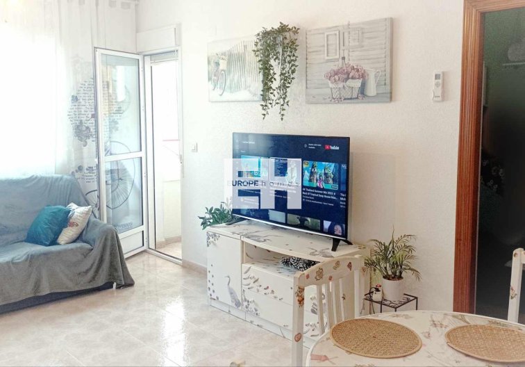 Wohnung - Wiederverkauf - Torrevieja - Centro