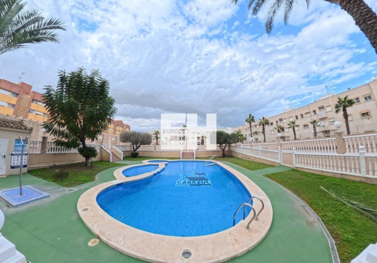 Wohnung - Wiederverkauf - Torrevieja - Centro
