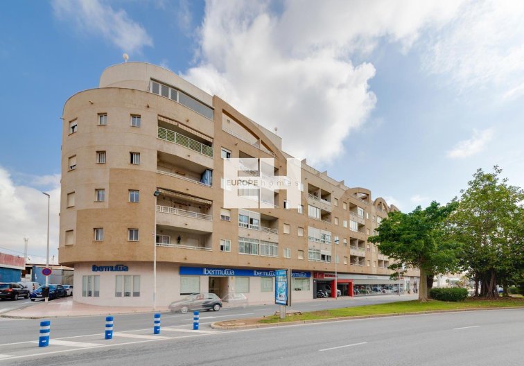 Wohnung - Wiederverkauf - Torrevieja - Centro