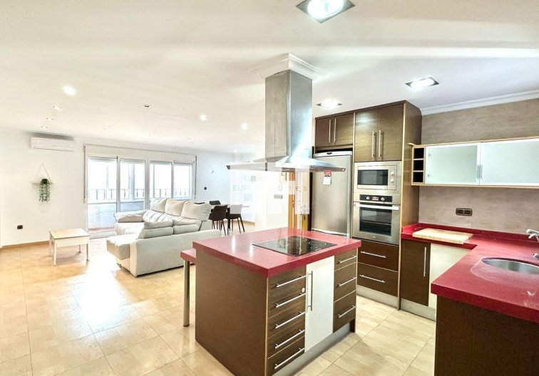 Wohnung - Wiederverkauf - Torrevieja - Centro