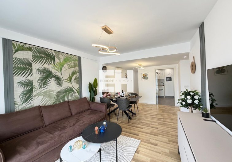 Wohnung - Wiederverkauf - Torrevieja - Centro