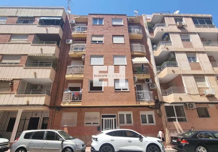 Wohnung - Wiederverkauf - Torrevieja - Centro