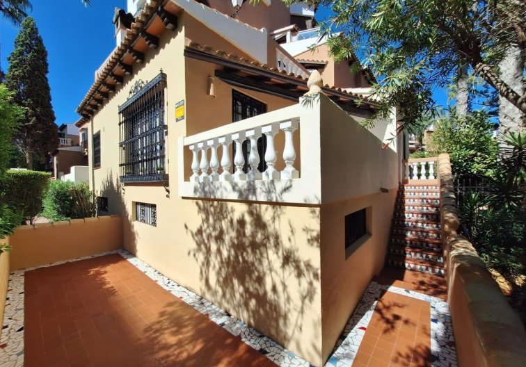 Wohnung - Wiederverkauf - Torrevieja - Los Frutales