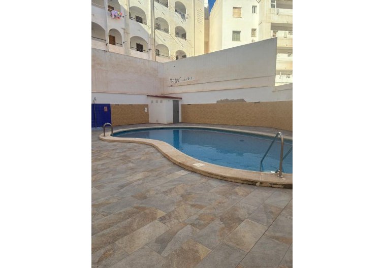 Wohnung - Wiederverkauf - Torrevieja - Playa de los Locos