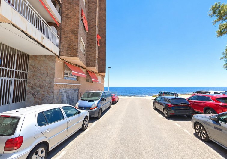 Wohnung - Wiederverkauf - Torrevieja - Playa de los Naúfragos