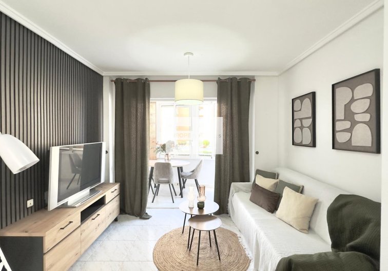 Wohnung - Wiederverkauf - Torrevieja - Playa del Cura