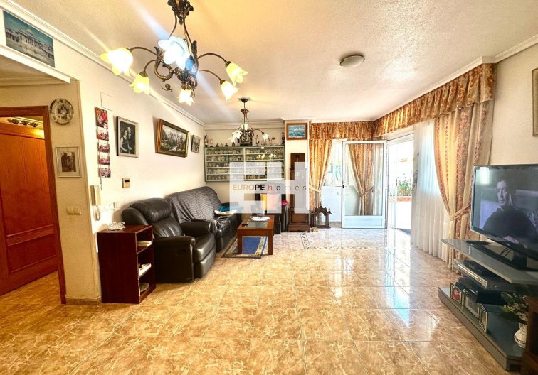 Wohnung - Wiederverkauf - Torrevieja - Playa del Cura