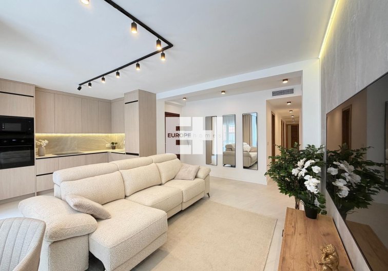 Wohnung - Wiederverkauf - Torrevieja - Playa del Cura