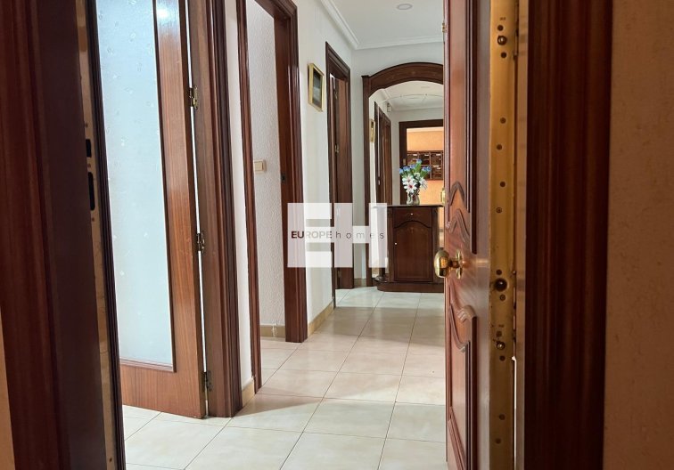 Wohnung - Wiederverkauf - Torrevieja - Playa del Cura