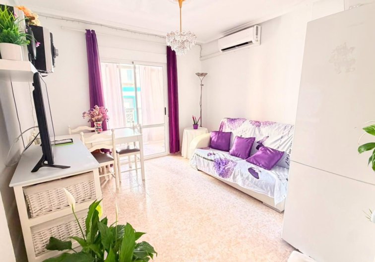 Wohnung - Wiederverkauf - Torrevieja - Playa del Cura