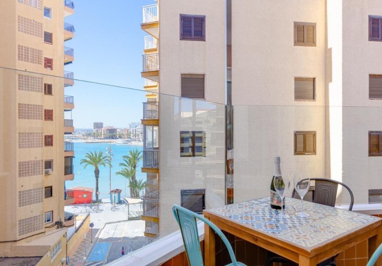 Wohnung - Wiederverkauf - Torrevieja - Playa del Cura