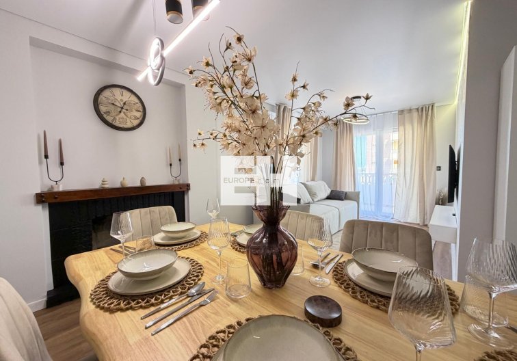 Wohnung - Wiederverkauf - Torrevieja - Punta Prima