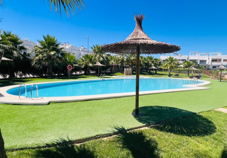 Wohnung - Wiederverkauf - Vistabella Golf Entre Naranjos - Inland