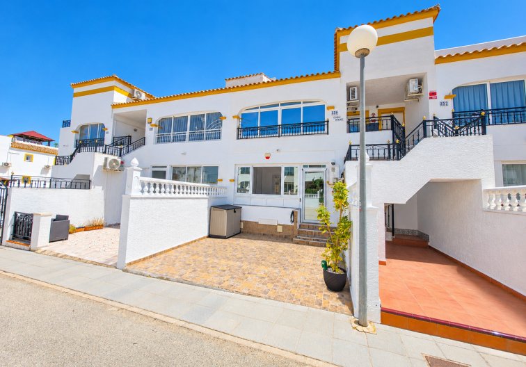 Wohnung - Wiederverkauf - Vistabella Golf Entre Naranjos - Inland