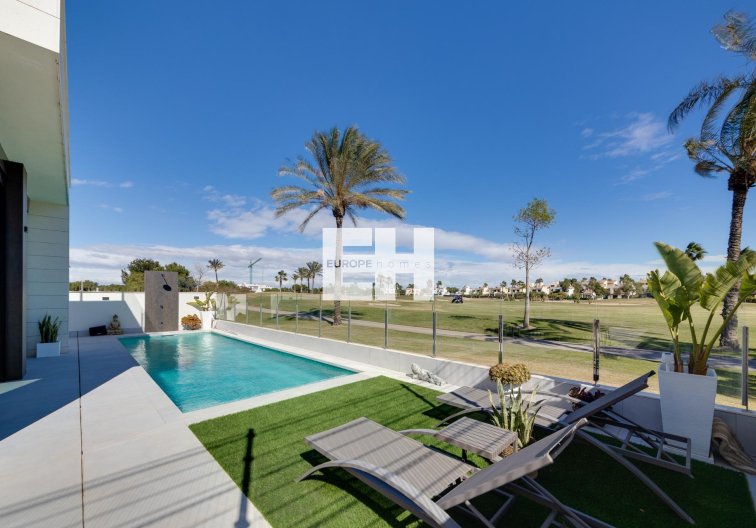 Construction Neuve - villa - Pilar de la Horadada - Roda Golf