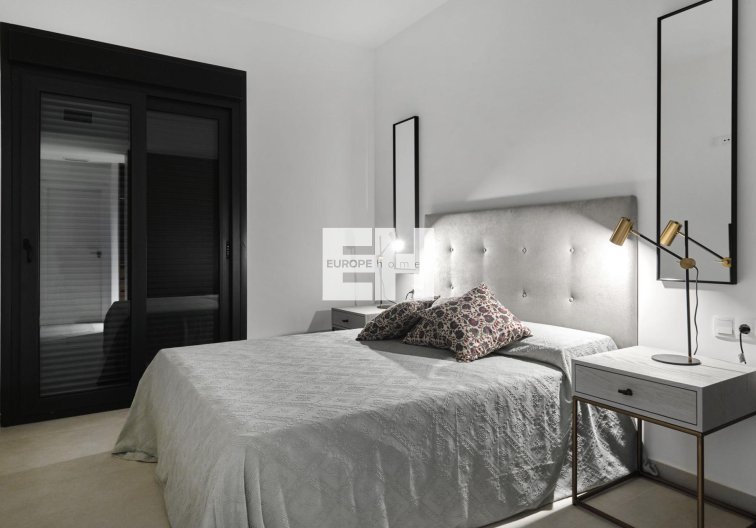 Neubau - Bungalow im obersten Stockwerk - Torrevieja - Villa Amalia