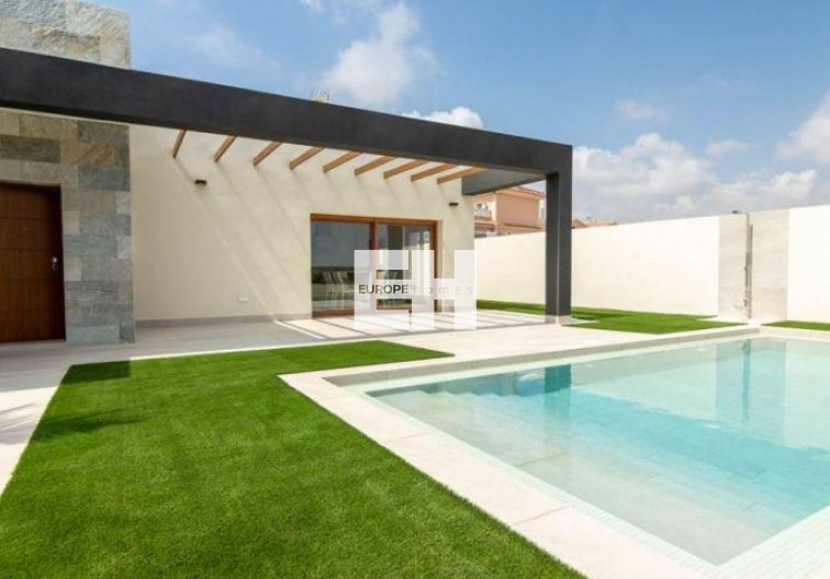 Obra Nueva - villa - Torrevieja - Los Altos