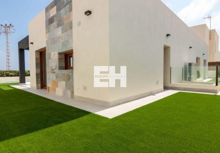 Obra Nueva - villa - Torrevieja - Los Altos