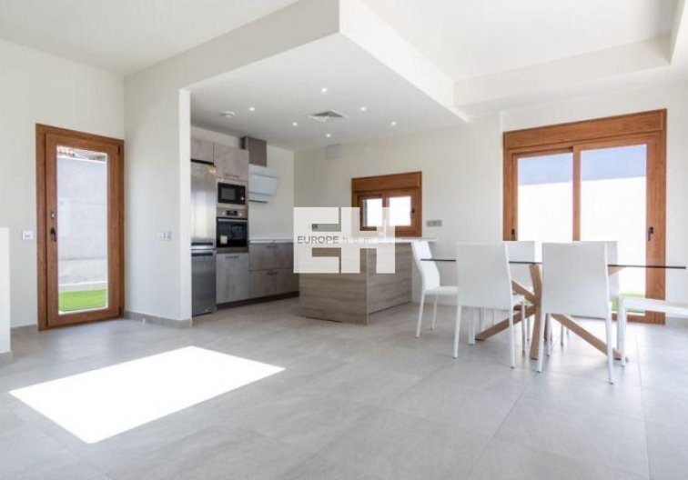 Obra Nueva - villa - Torrevieja - Los Altos