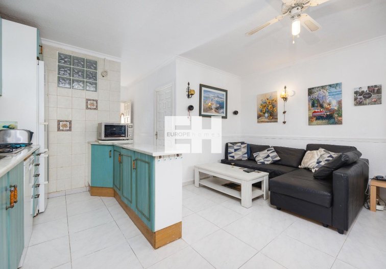 Herverkoop - villa - Torrevieja - Calas Blanca