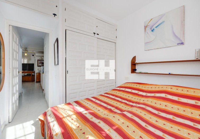 Herverkoop - villa - Torrevieja - Calas Blanca