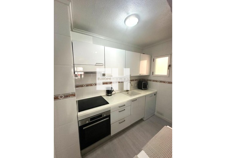 Segunda mano - Apartamento  - Torrevieja - Centro