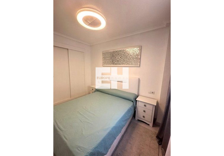 Segunda mano - Apartamento  - Torrevieja - Centro