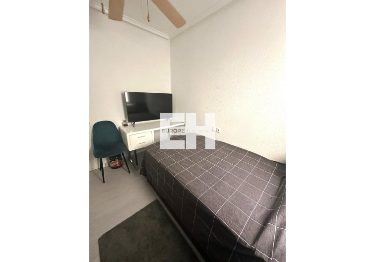 Segunda mano - Apartamento  - Torrevieja - Centro