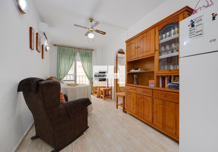 Segunda mano - Apartamento  - Torrevieja - Centro