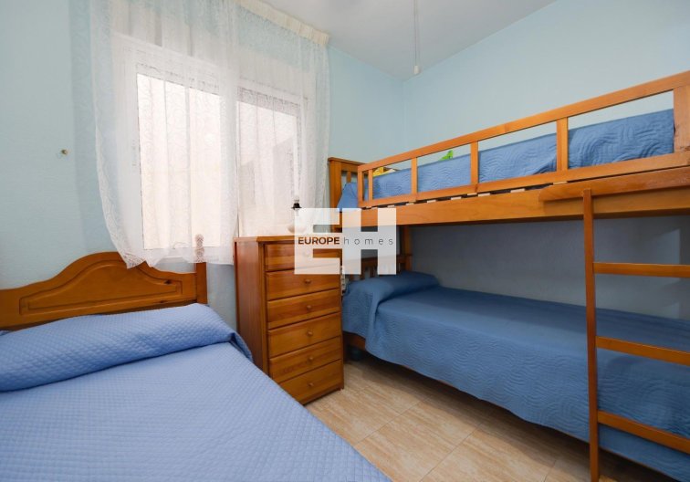 Segunda mano - Apartamento  - Torrevieja - Centro
