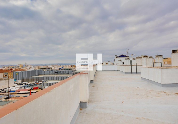 Segunda mano - Apartamento  - Torrevieja - Centro