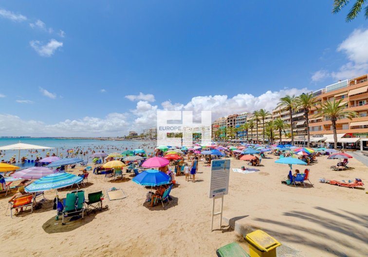 Segunda mano - Apartamento  - Torrevieja - Centro