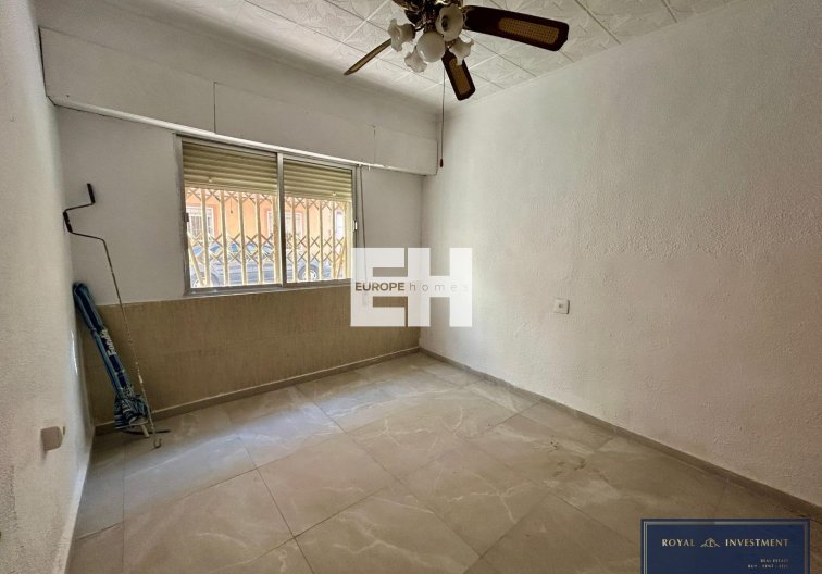 Segunda mano - Apartamento  - Torrevieja - Centro