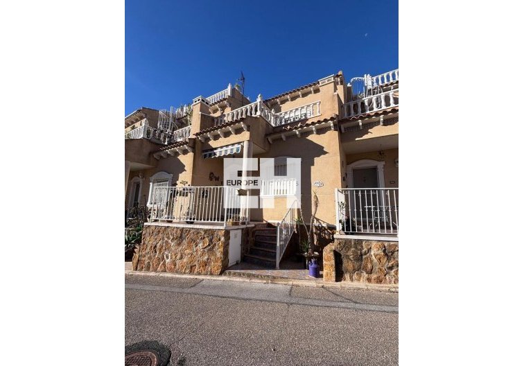 Segunda mano - town house - Villamartin - Costa Blanca