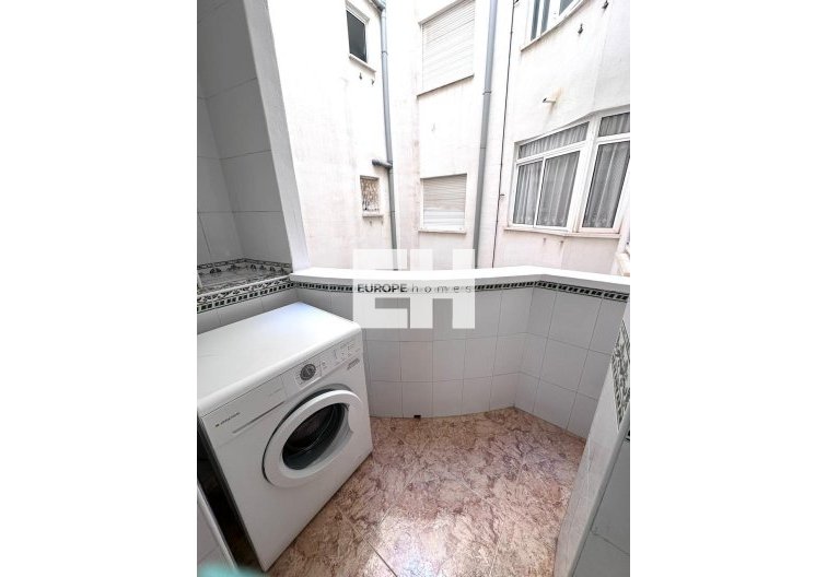 Segunda mano - Apartamento  - Torrevieja - Centro - Muelle Pesquero