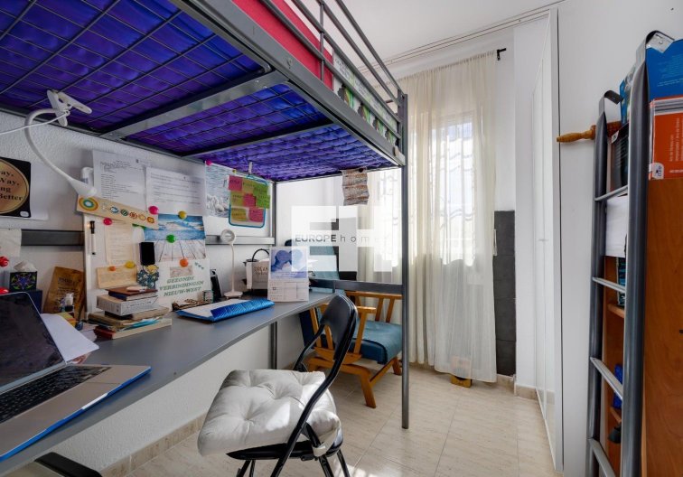 Segunda mano - Apartamento  - Torrevieja - La Siesta - El Salado - Torreta