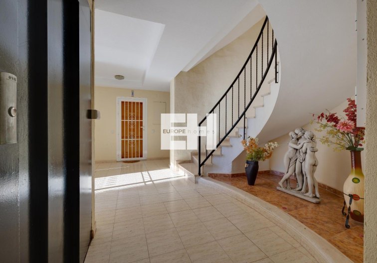 Segunda mano - Apartamento  - Torrevieja - La Siesta - El Salado - Torreta