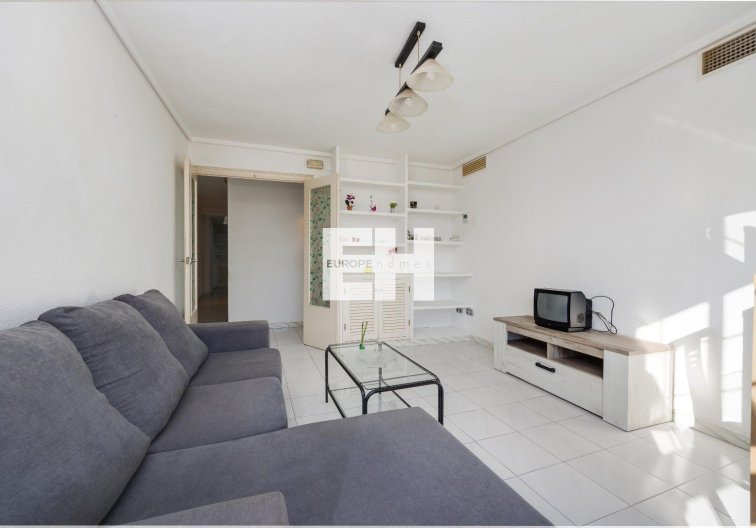 Segunda mano - Apartamento  - Torrevieja - Centro