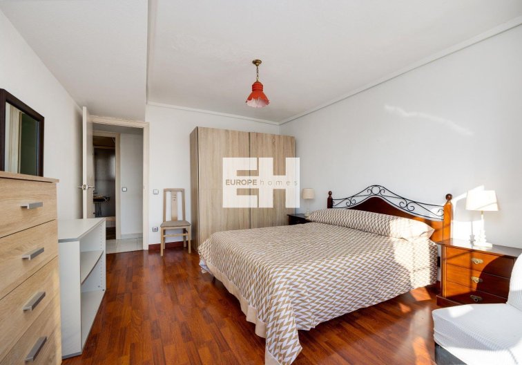 Segunda mano - Apartamento  - Torrevieja - Centro