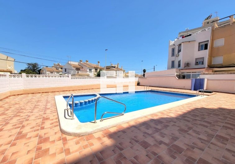 Segunda mano - Apartamento  - Torrevieja - Nueva Torrevieja