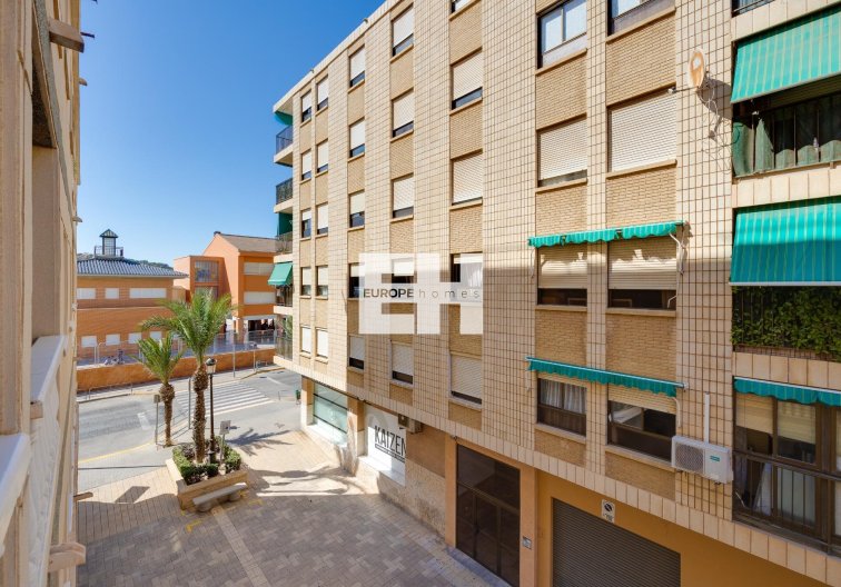 Segunda mano - Apartamento  - Guardamar del Segura - Pueblo