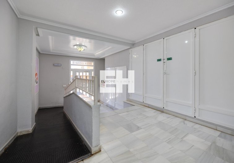 Segunda mano - Apartamento  - Guardamar del Segura - Pueblo