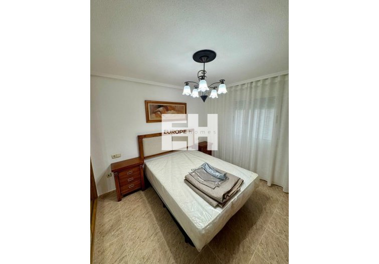 Segunda mano - Apartamento  - Torrevieja - Centro