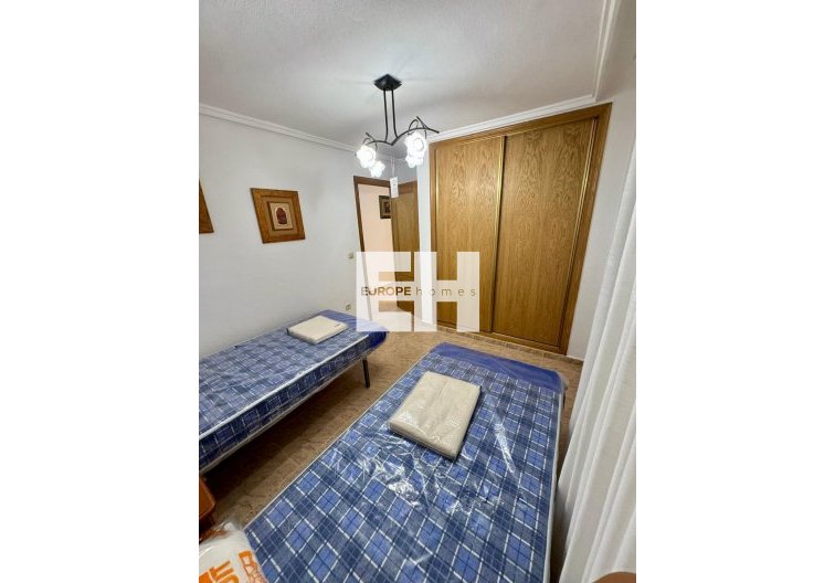 Segunda mano - Apartamento  - Torrevieja - Centro